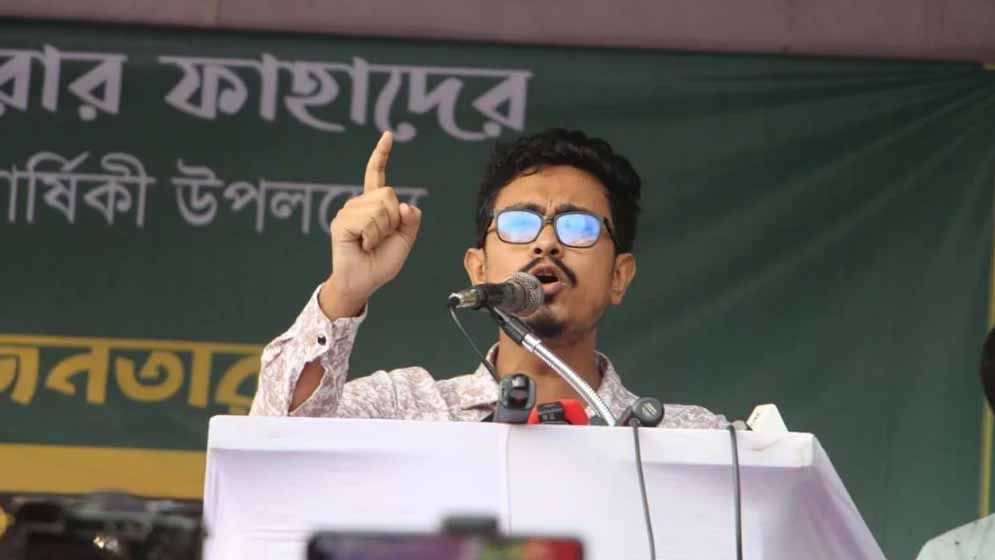 ভিয়েতনামে স্লিপার বাস উল্টে নিহত ১০