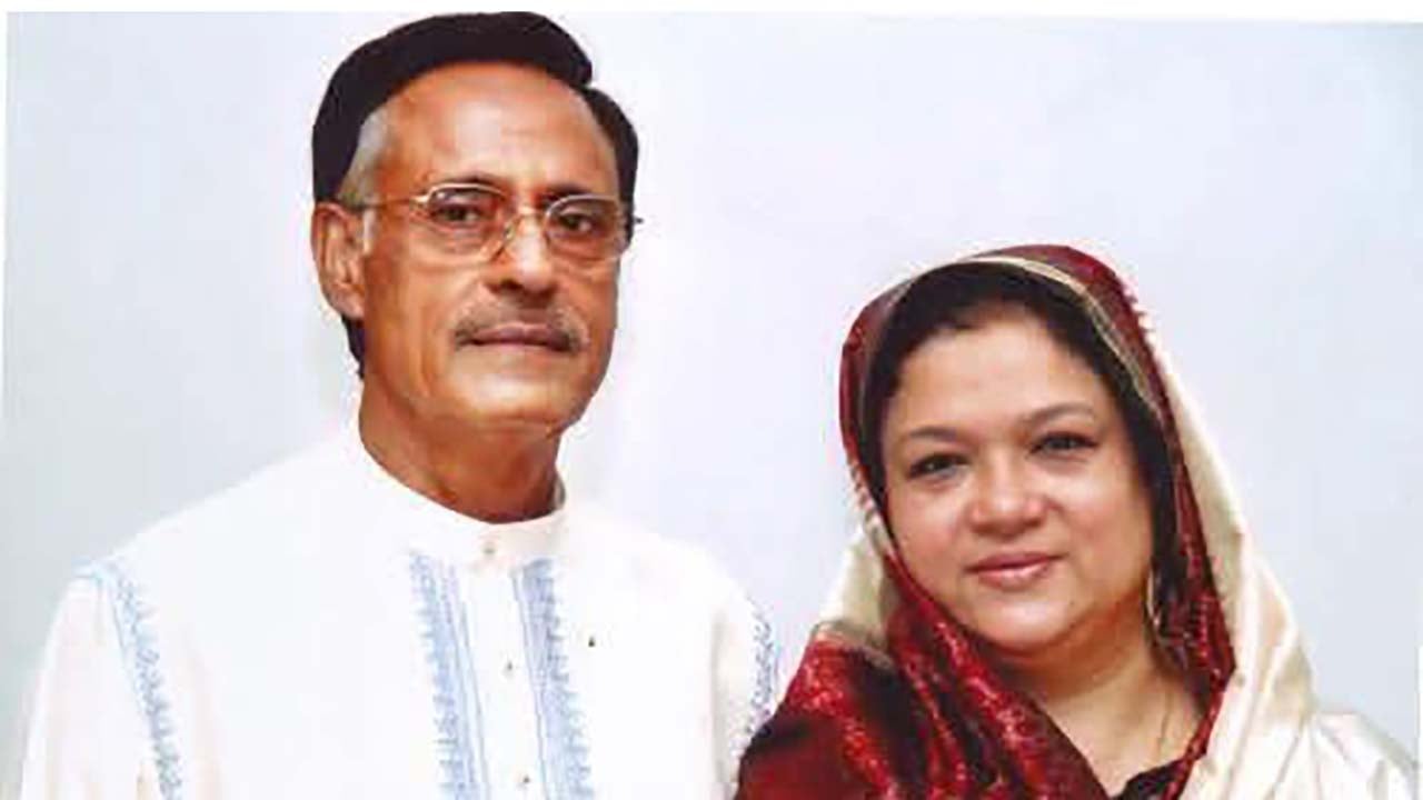 স্ত্রীর সুস্থতা কামনায় দোয়া চেয়েছেন কর্নেল অলি